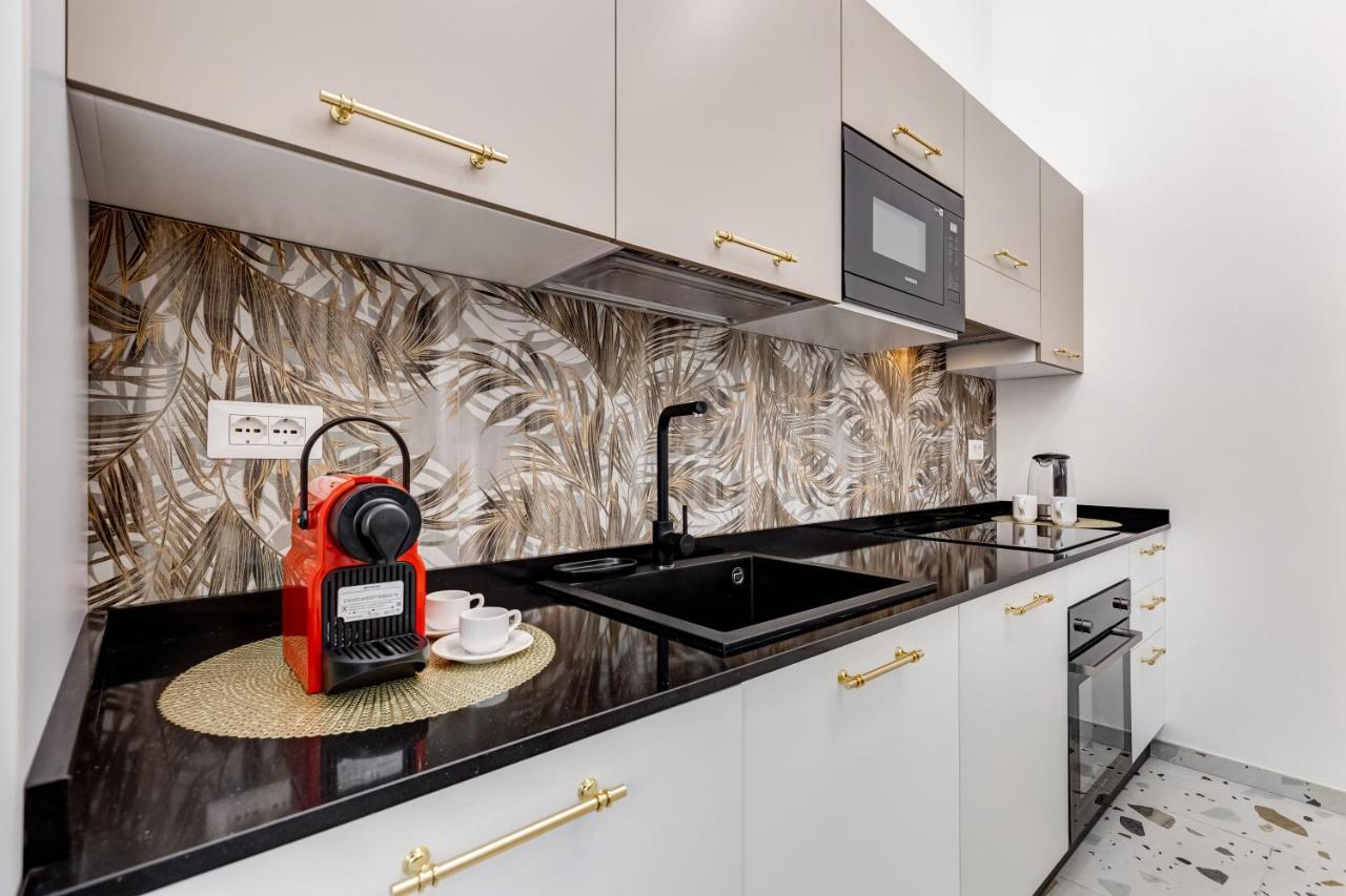 Villa Chiara - A New Luxury Star Is Born In Rome! Bagian luar foto